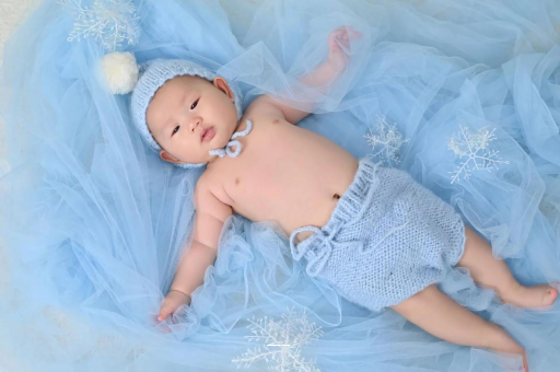 黄石子宫内膜欠均匀已怀孕